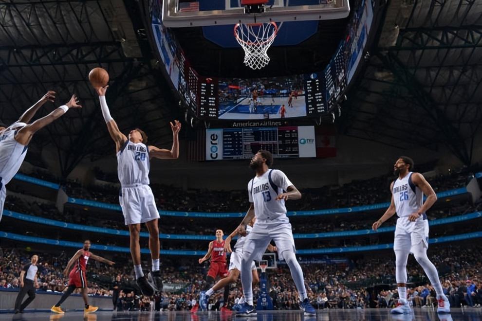 南宫NG28中国品牌-独行侠惊艳全场，西亚卡姆助攻爆棚，命运悬念逆转取胜！